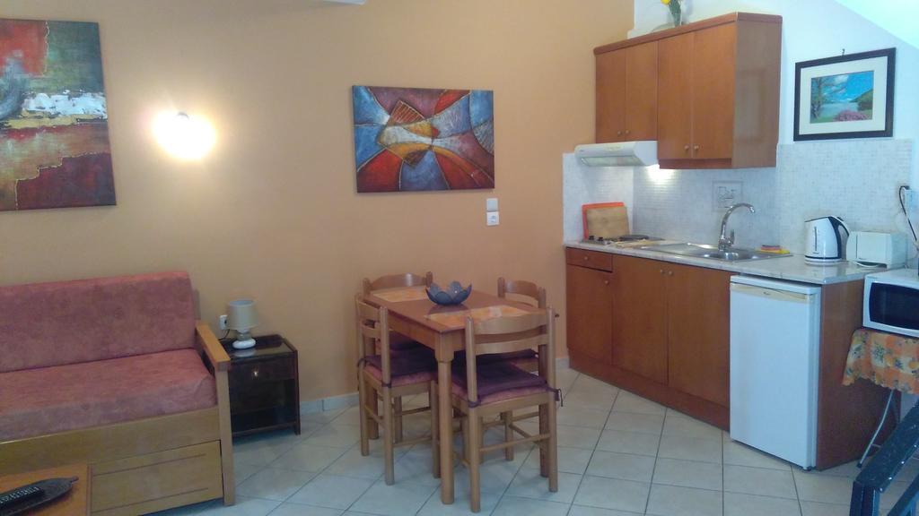 Stella 'S Sea Front Apartments Geni  Bagian luar foto