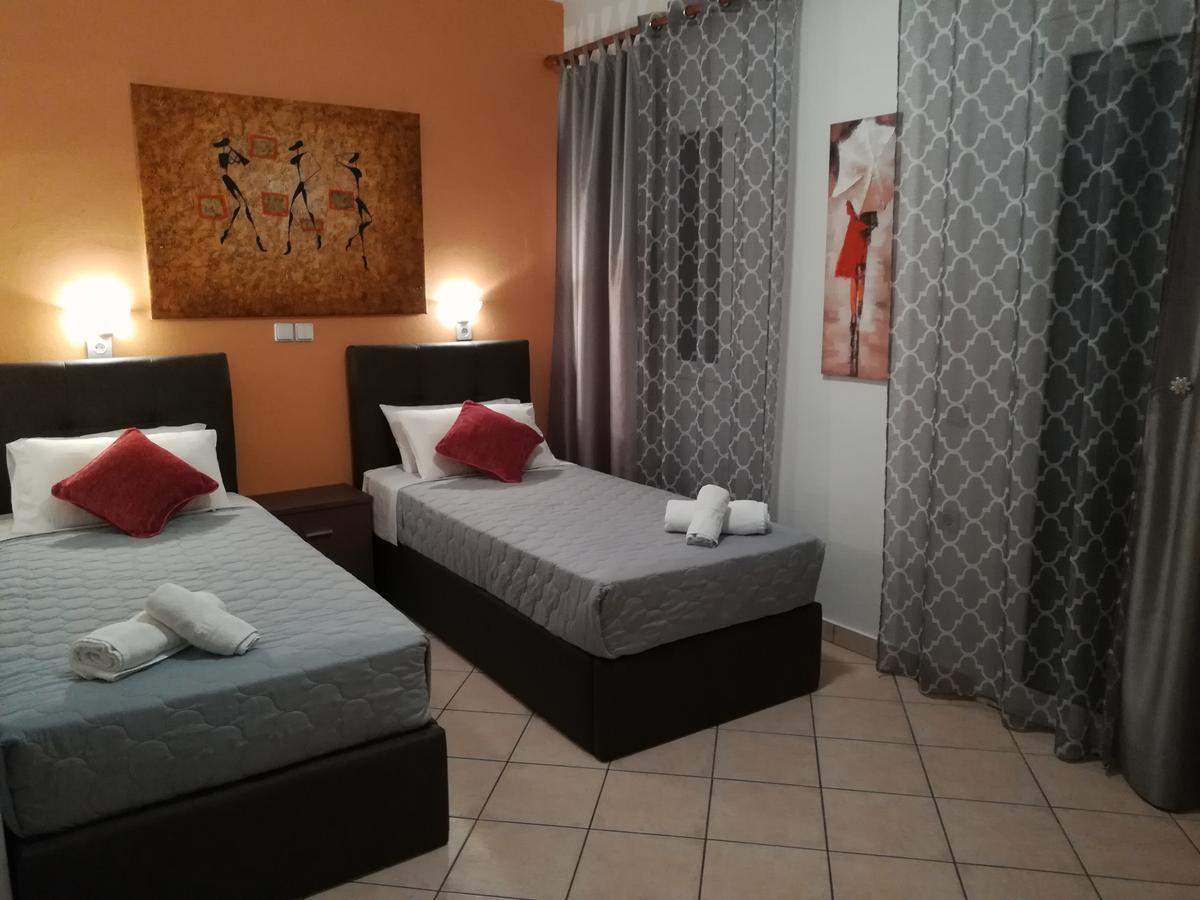 Stella 'S Sea Front Apartments Geni  Bagian luar foto