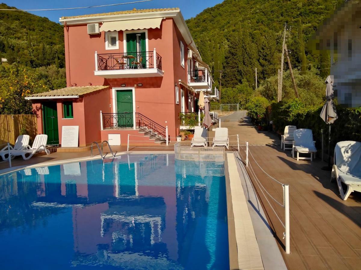 Stella 'S Sea Front Apartments Geni  Bagian luar foto