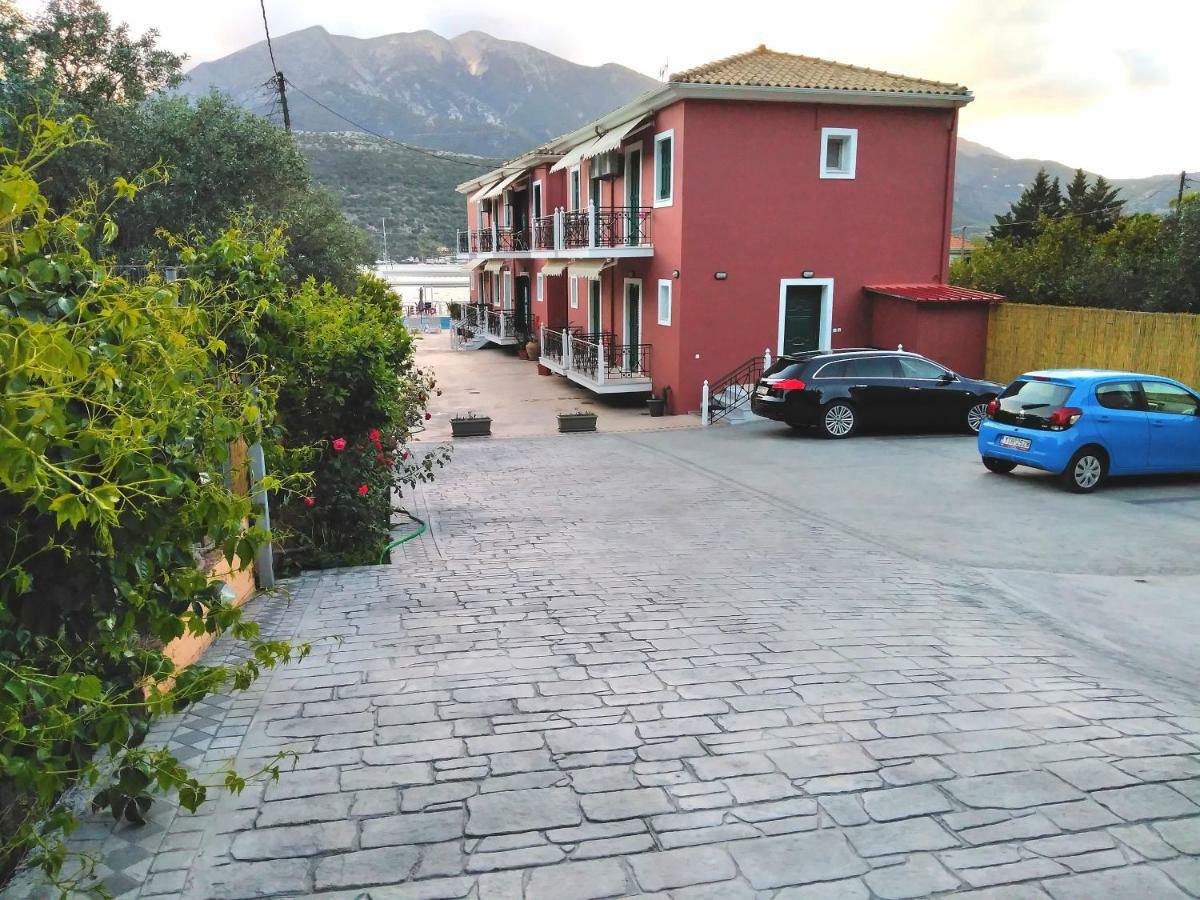Stella 'S Sea Front Apartments Geni  Bagian luar foto